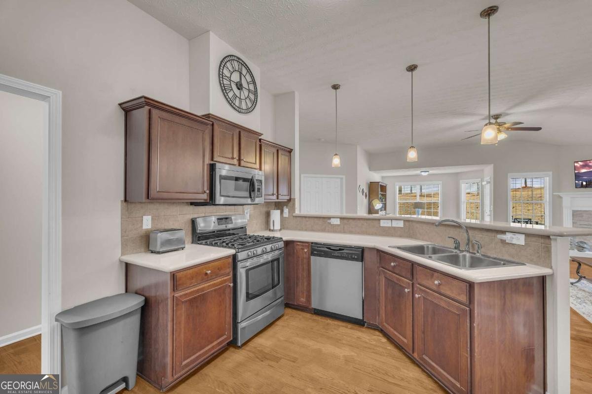 559 Bellbrook Lane Lawrenceville - Photo 19