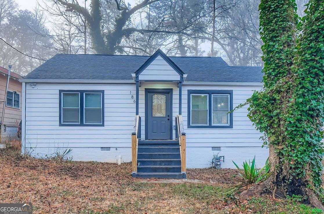 1866 Thompson Avenue East Point - Photo 1