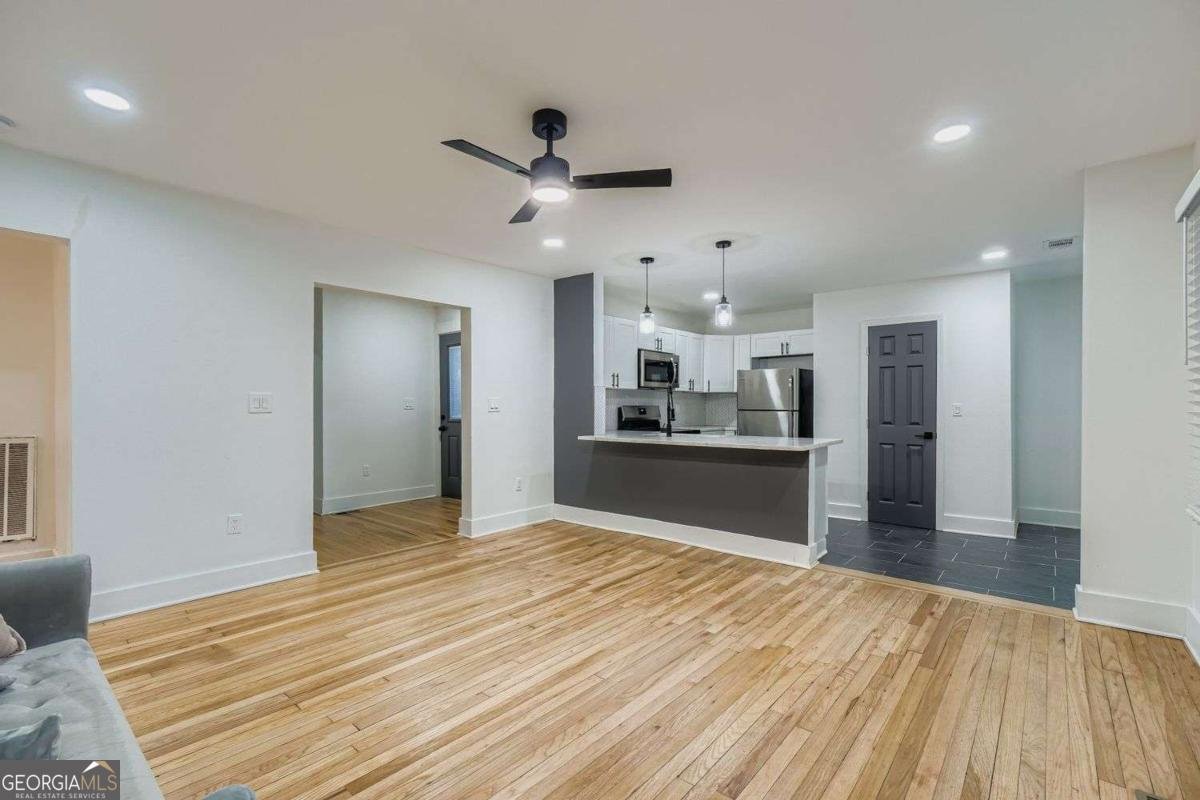 1866 Thompson Avenue East Point - Photo 7