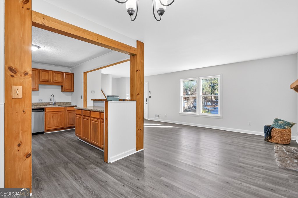 4703 Springs Road Kennesaw - Photo 11