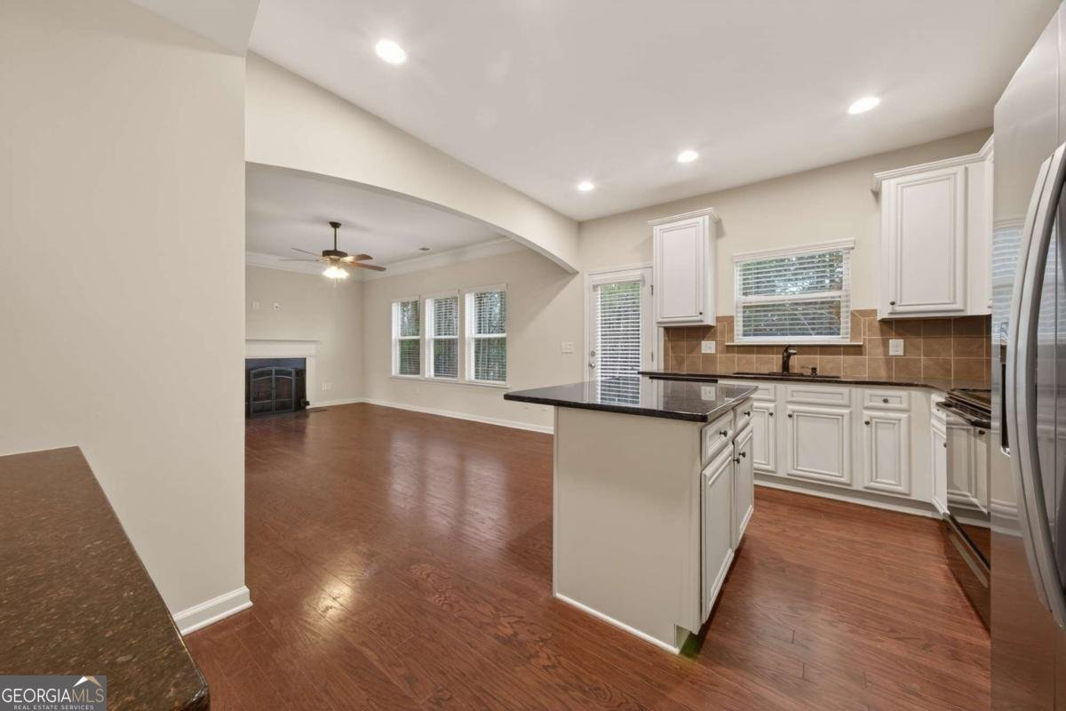 1925 Homeside Drive Cumming - Photo 16