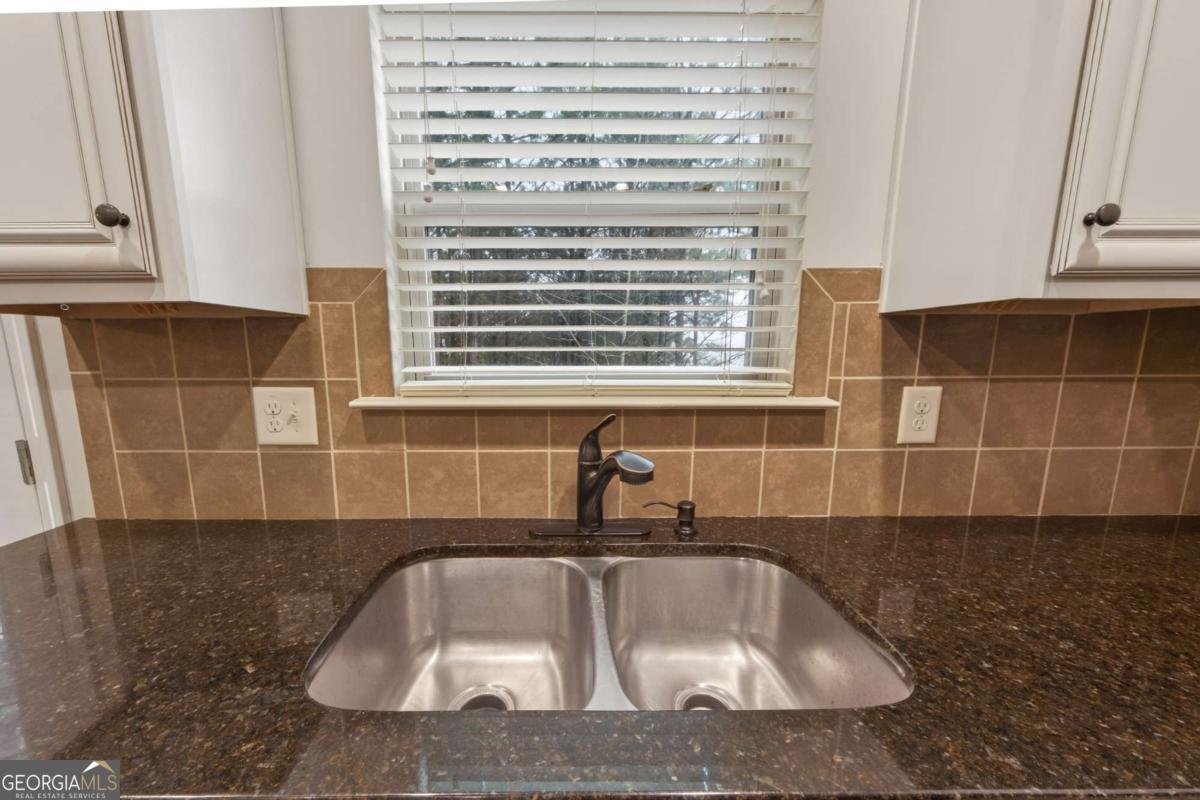 1925 Homeside Drive Cumming - Photo 17