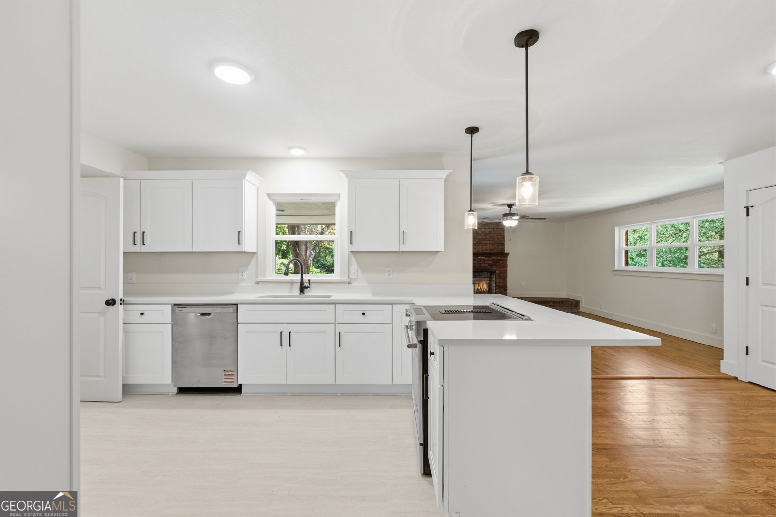 112 Woodland Street Clarkesville - Photo 7