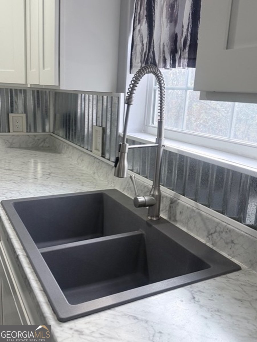 2445 Adams Avenue Macon - Photo 24