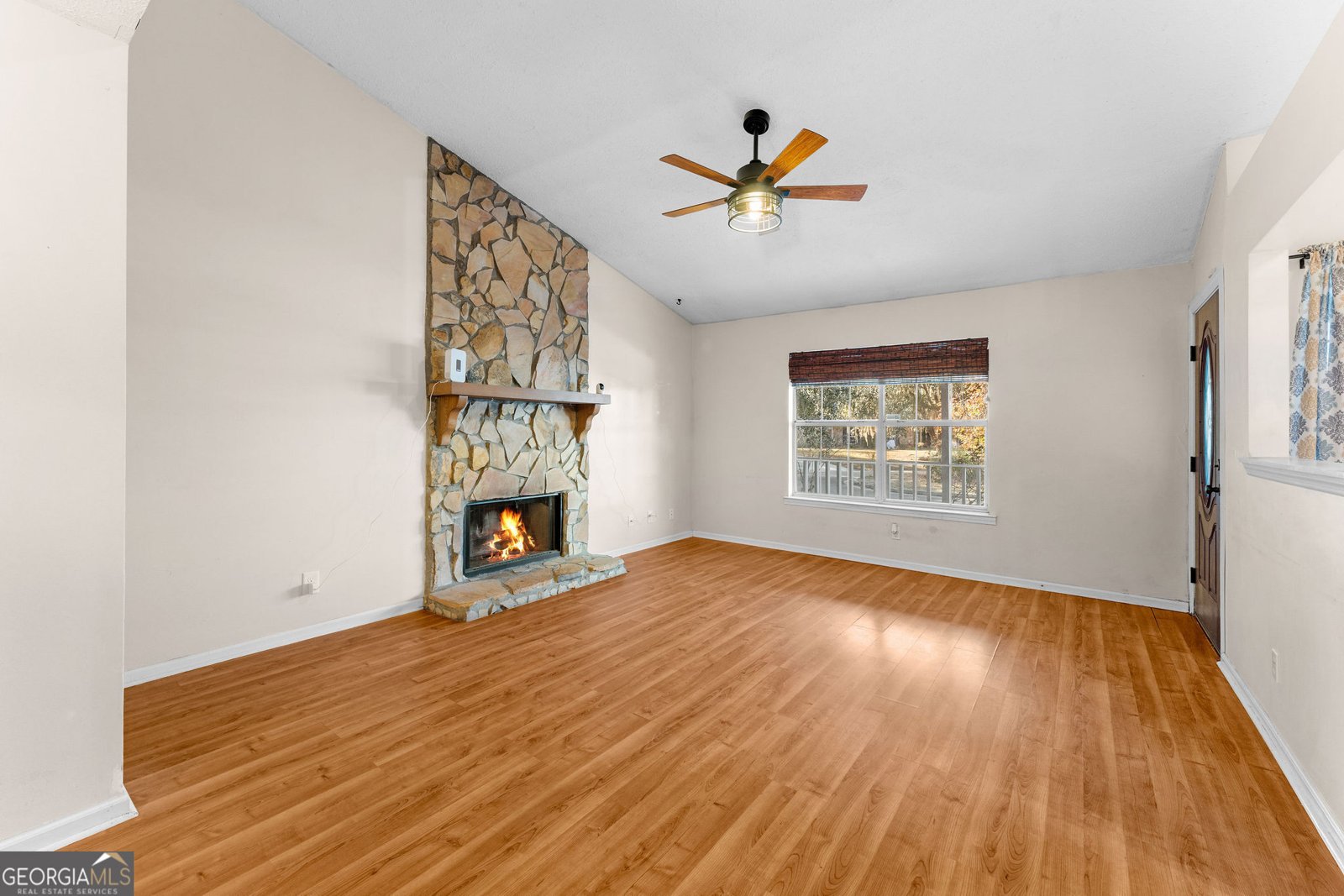 207 Whippoorwill Lane Richmond Hill - Photo 6