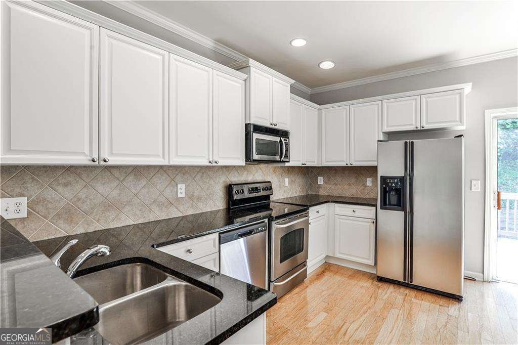 1208 Liberty Parkway Atlanta - Photo 7