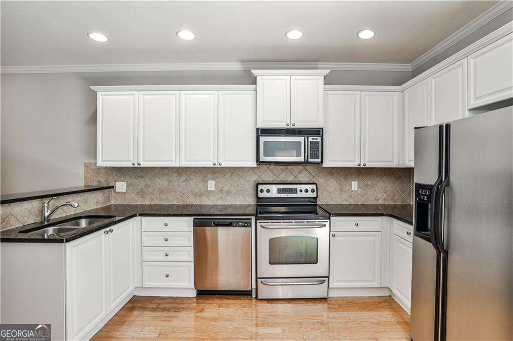 1208 Liberty Parkway Atlanta - Photo 8