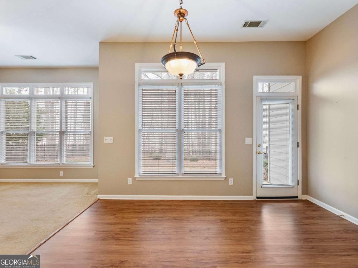 894 Fairview Club Circle Dacula - Photo 15