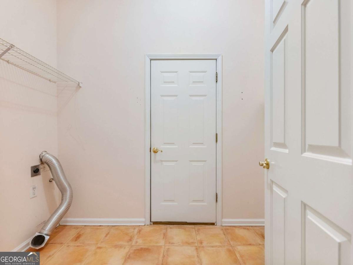 894 Fairview Club Circle Dacula - Photo 34