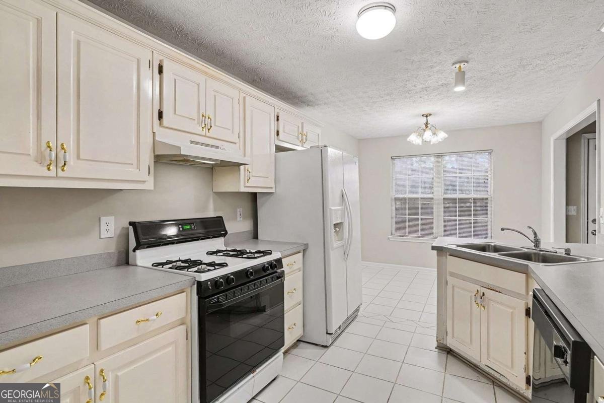 11790 Spring Lake Way Fayetteville - Photo 8