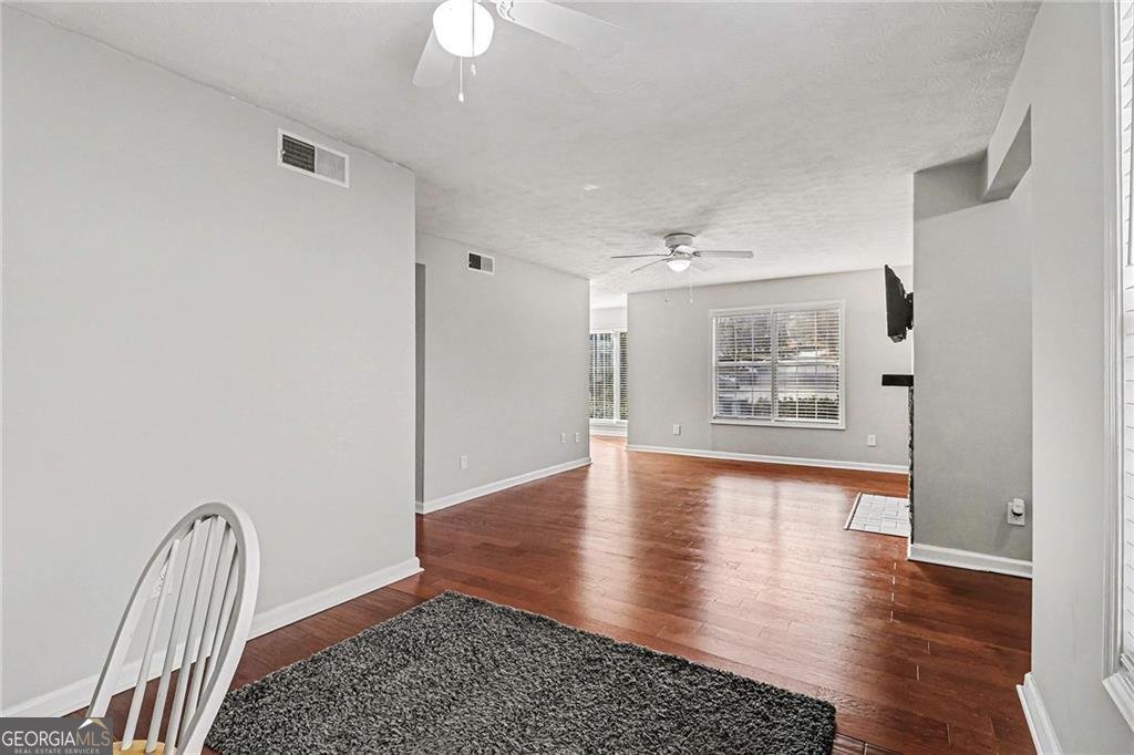 706 Glenleaf Drive Peachtree Corners - Photo 8