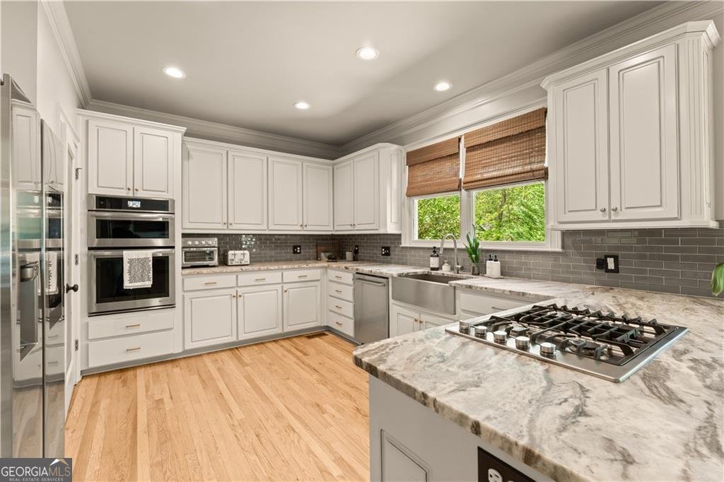 355 Hurst Bourne Lane Johns Creek - Photo 10