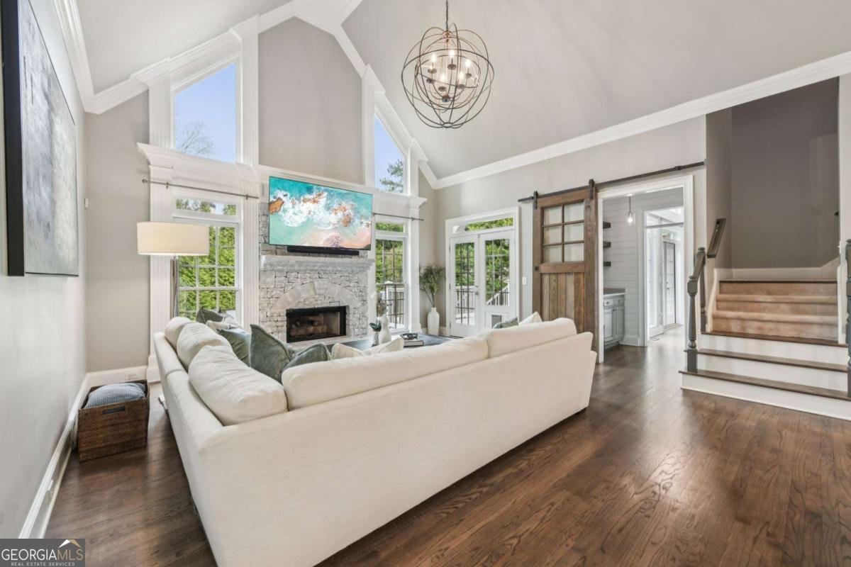 1135 Ascott Valley Drive Johns Creek - Photo 15