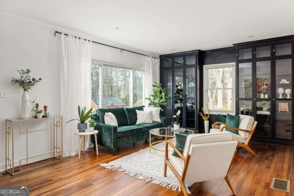 1096 Walker Drive Decatur - Photo 9