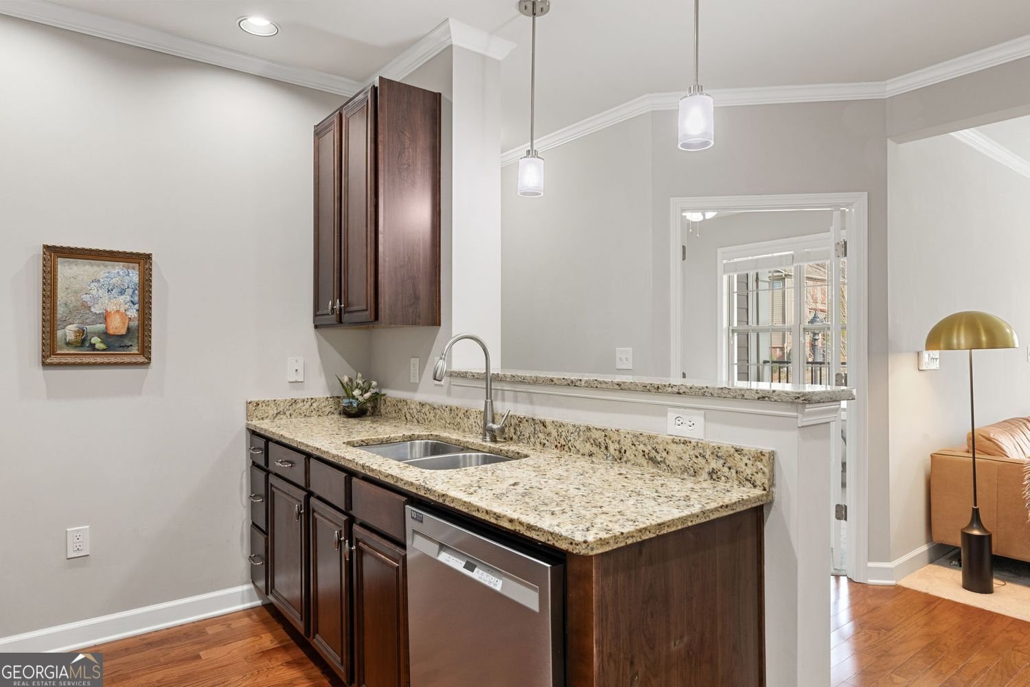 7265 Glisten Avenue Sandy Springs - Photo 8