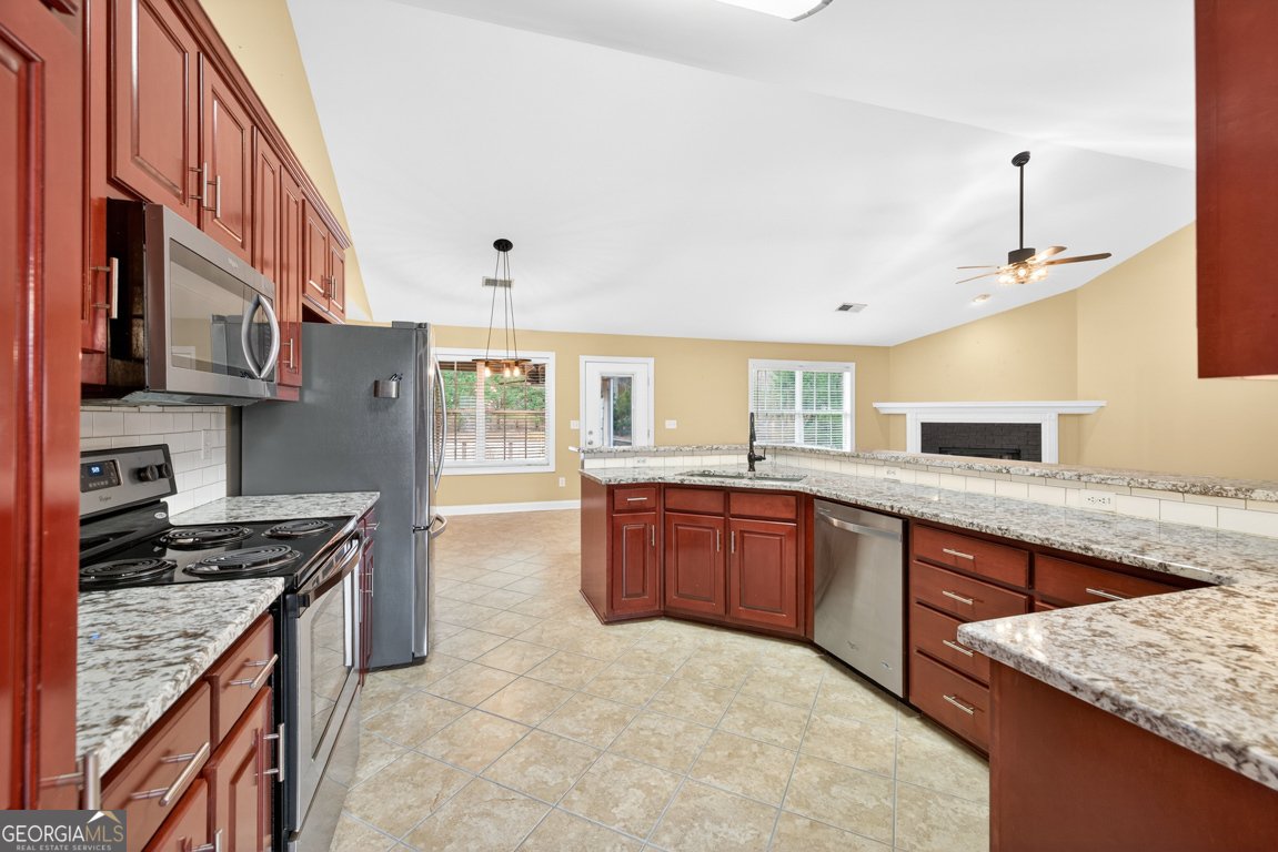 3910 Pineybrook Drive Loganville - Photo 19