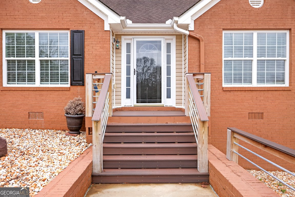 3910 Pineybrook Drive Loganville - Photo 2