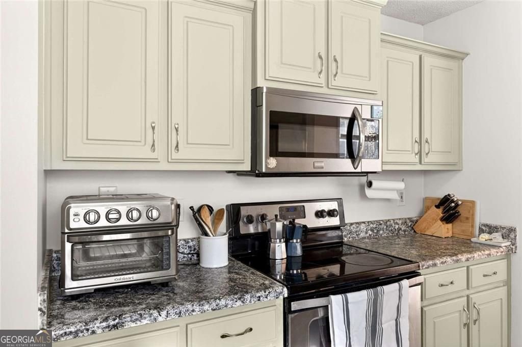 310 Oconee Court McDonough - Photo 7