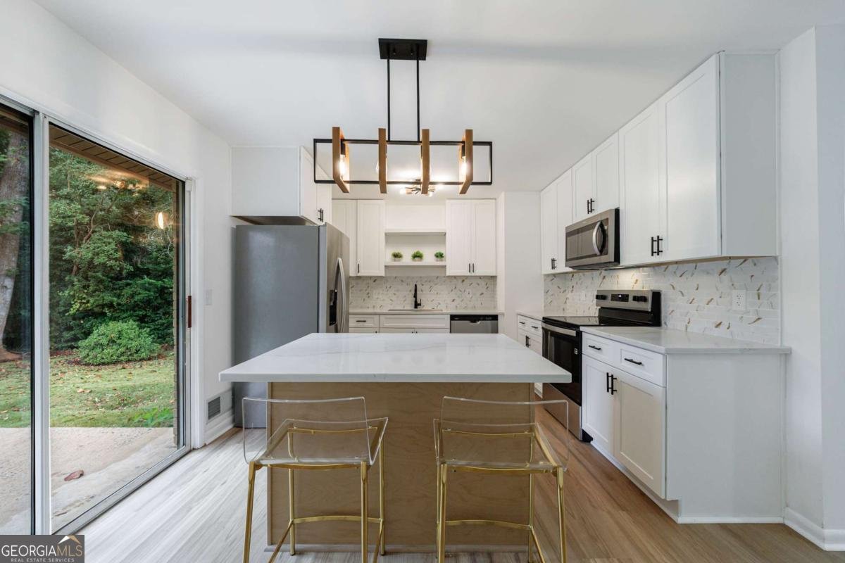 4360 Sasanqua Court Tucker - Photo 11