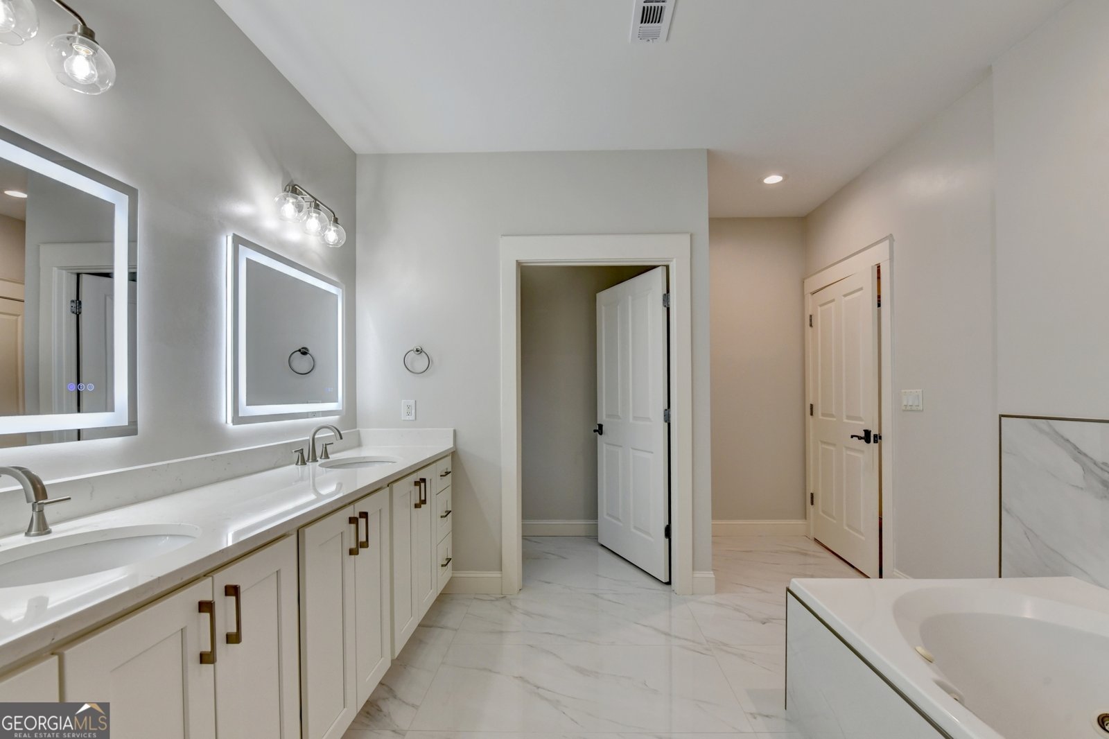 4541 Meadow Club Drive Suwanee - Photo 30