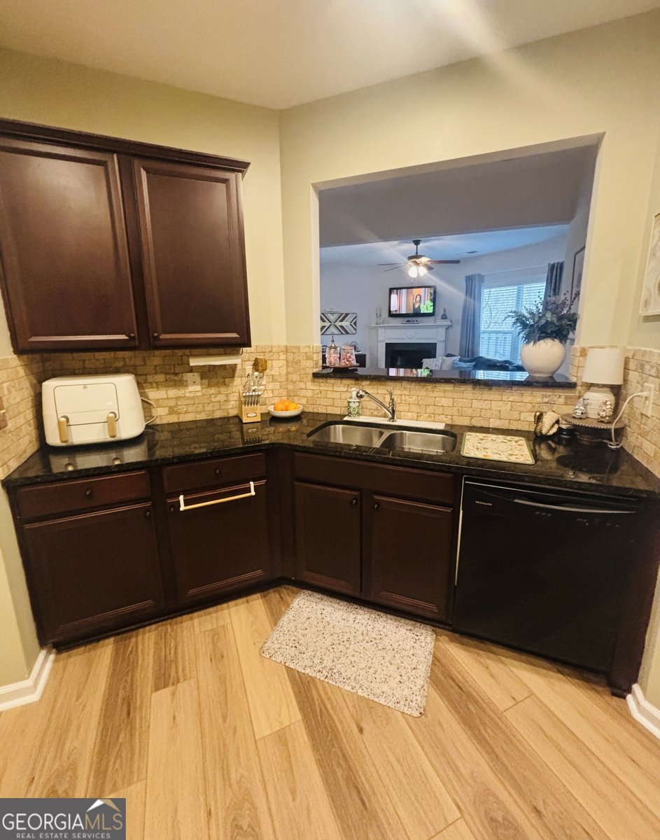 3115 Deercrest Court Cumming - Photo 8