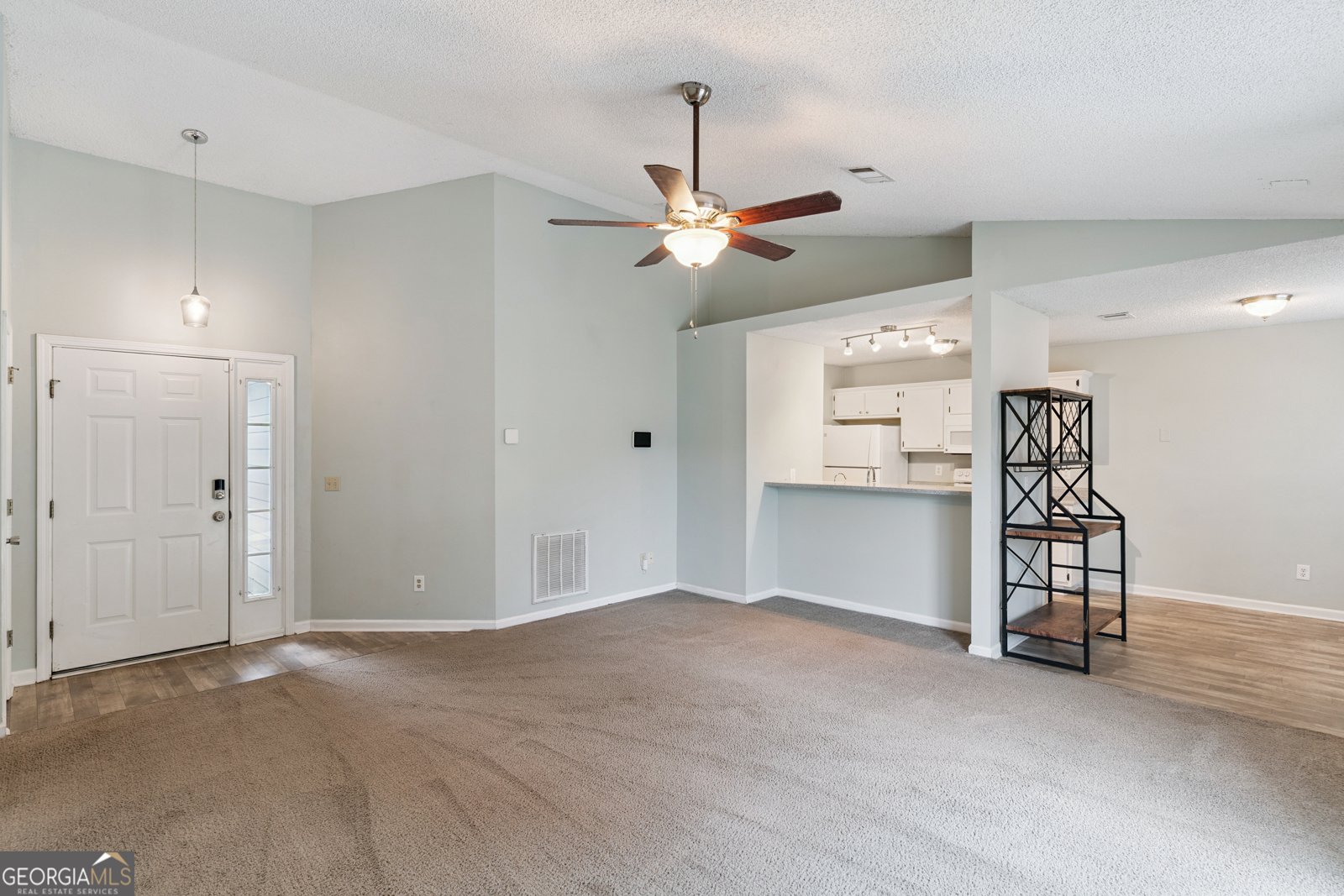 201 Foxwood Drive Kingsland - Photo 8