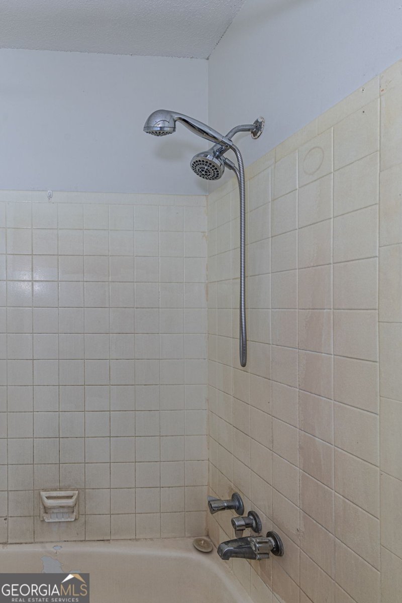 1029 Amber Drive Columbus - Photo 16