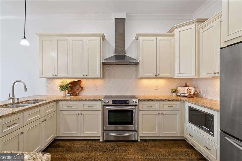 360 Chambers Street Woodstock - Photo 15