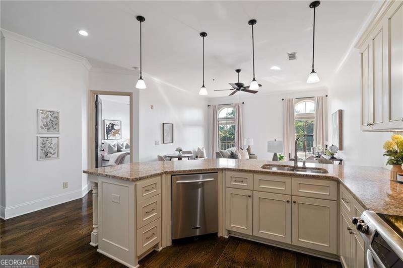 360 Chambers Street Woodstock - Photo 18