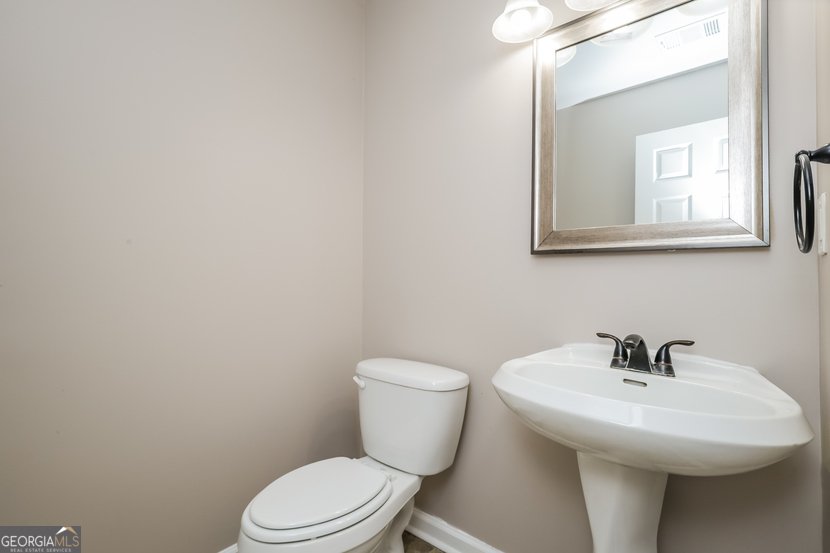 1028 Levista Drive Locust Grove - Photo 15