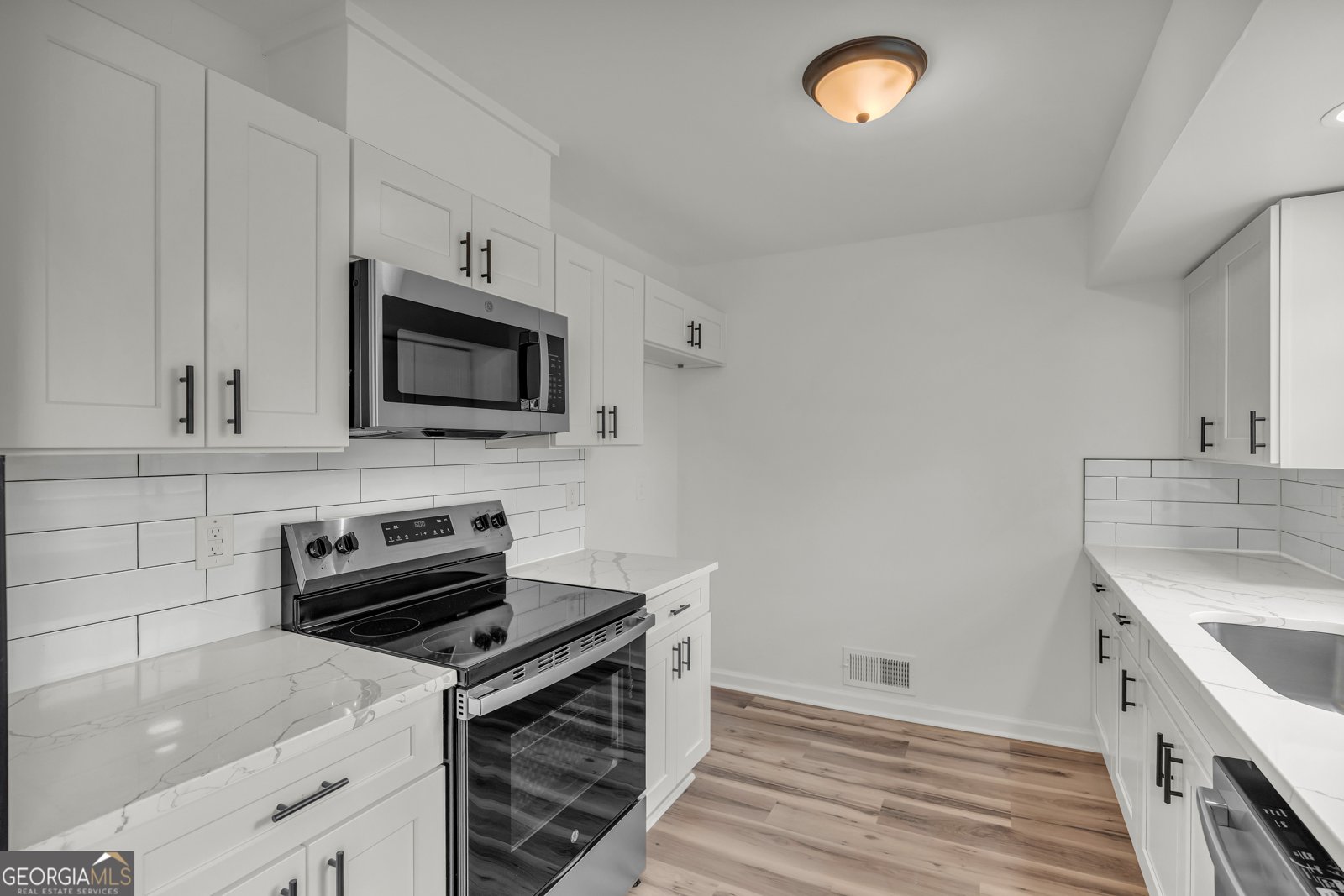 1160 Planing Mill Road Greensboro - Photo 32