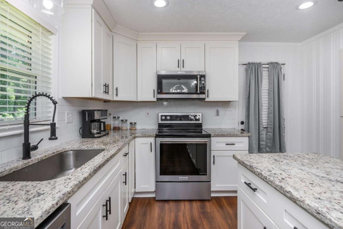 4270 Main Street Acworth - Photo 18