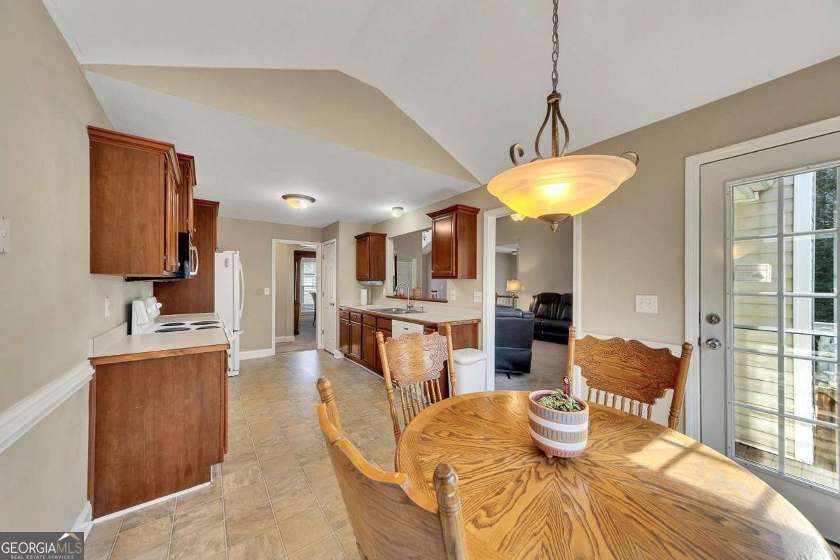 6935 Autumn Hills Drive Cumming - Photo 18