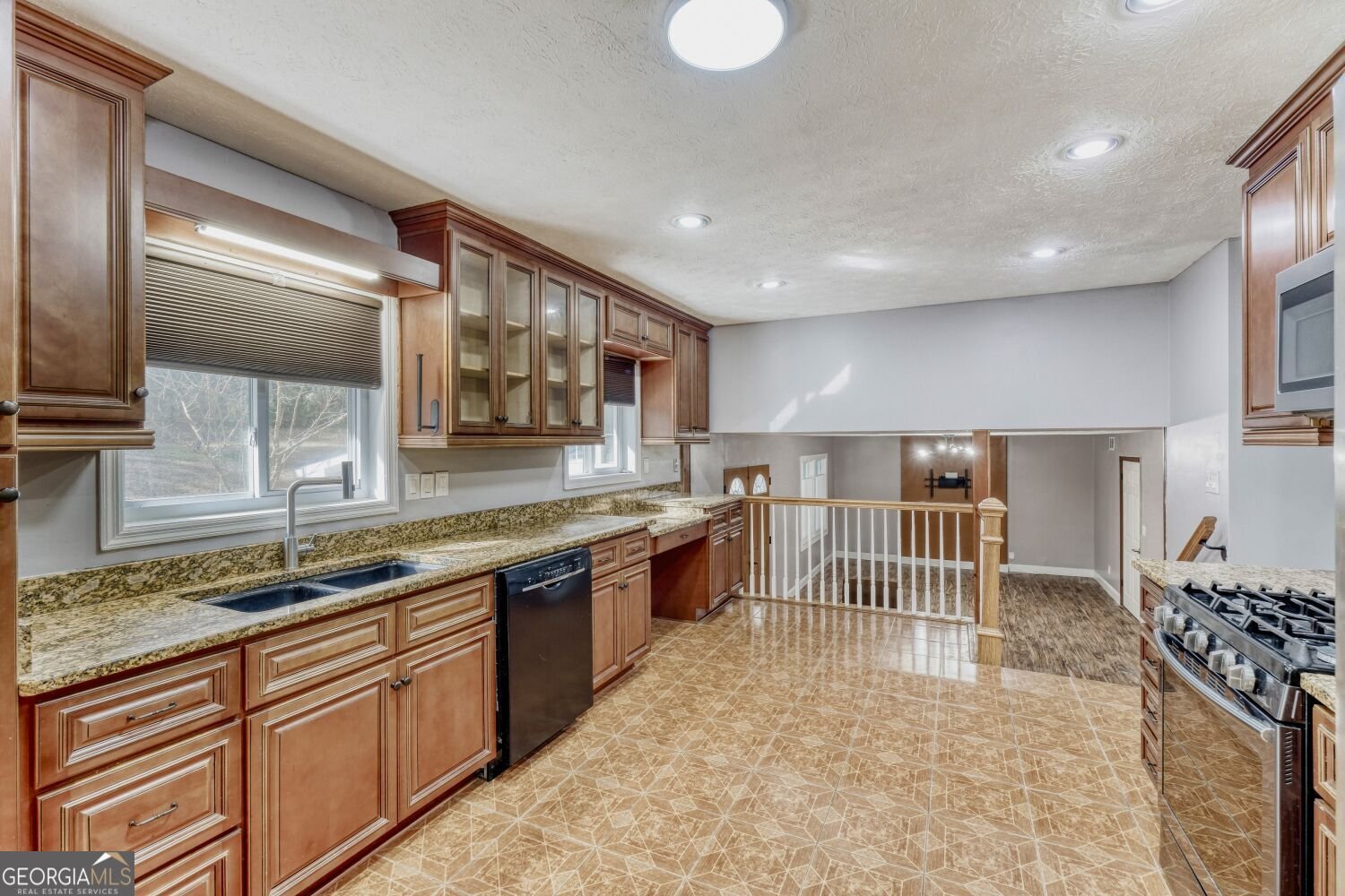 2201 Colonial Oak Way Stone Mountain - Photo 14