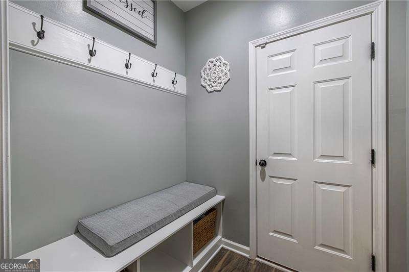 289 Greighmoor Court Loganville - Photo 17