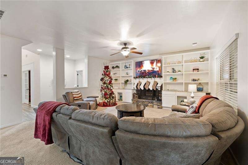 289 Greighmoor Court Loganville - Photo 9