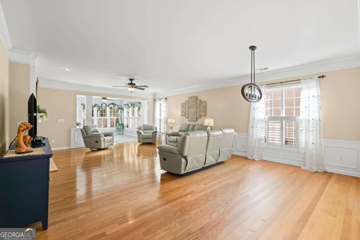 4945 Kings Common Way Cumming - Photo 10