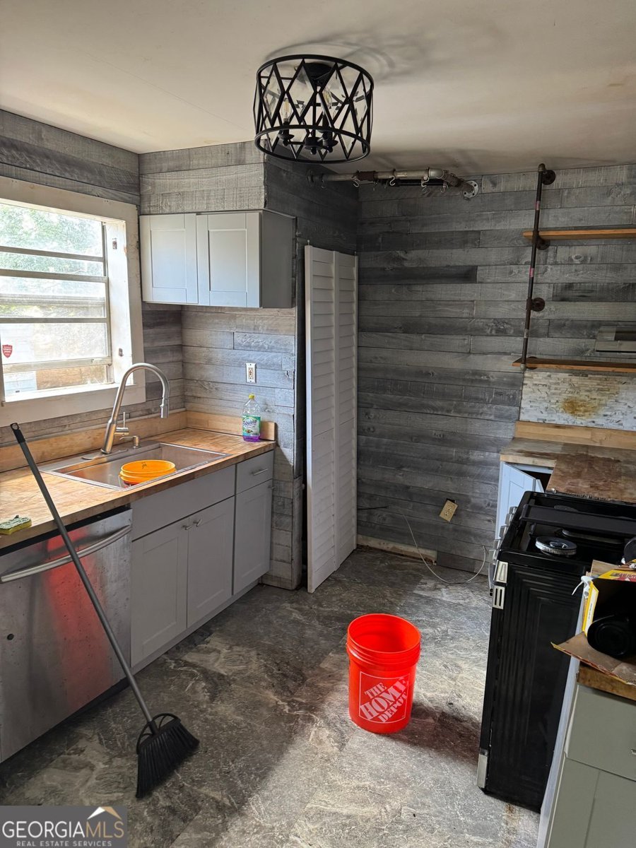 997 Ira Street Atlanta - Photo 8