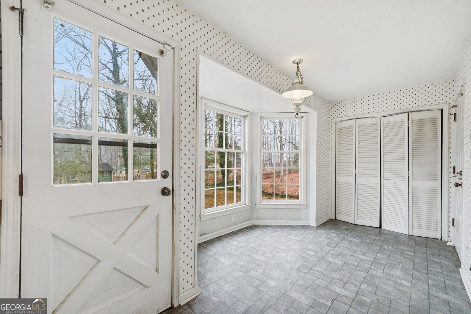 1715 Hidden Hollow Court Conyers - Photo 13