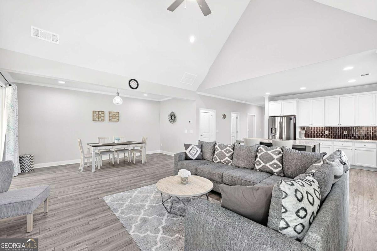 2298 Tumnus Trail Marietta - Photo 10