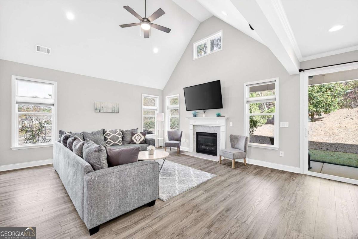 2298 Tumnus Trail Marietta - Photo 9