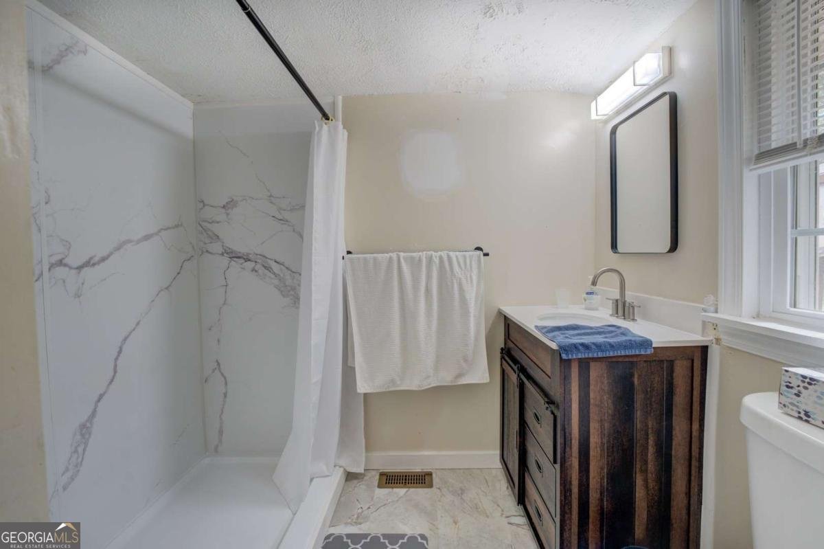 11889 Brown Bridge Road Covington - Photo 9