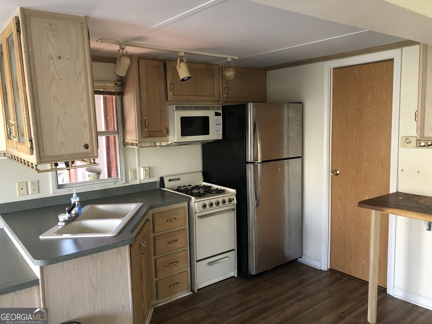 618 Riverside Drive Cleveland - Photo 30