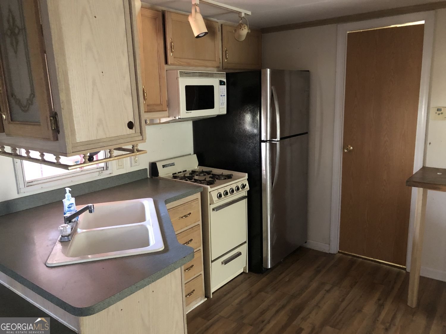 618 Riverside Drive Cleveland - Photo 32