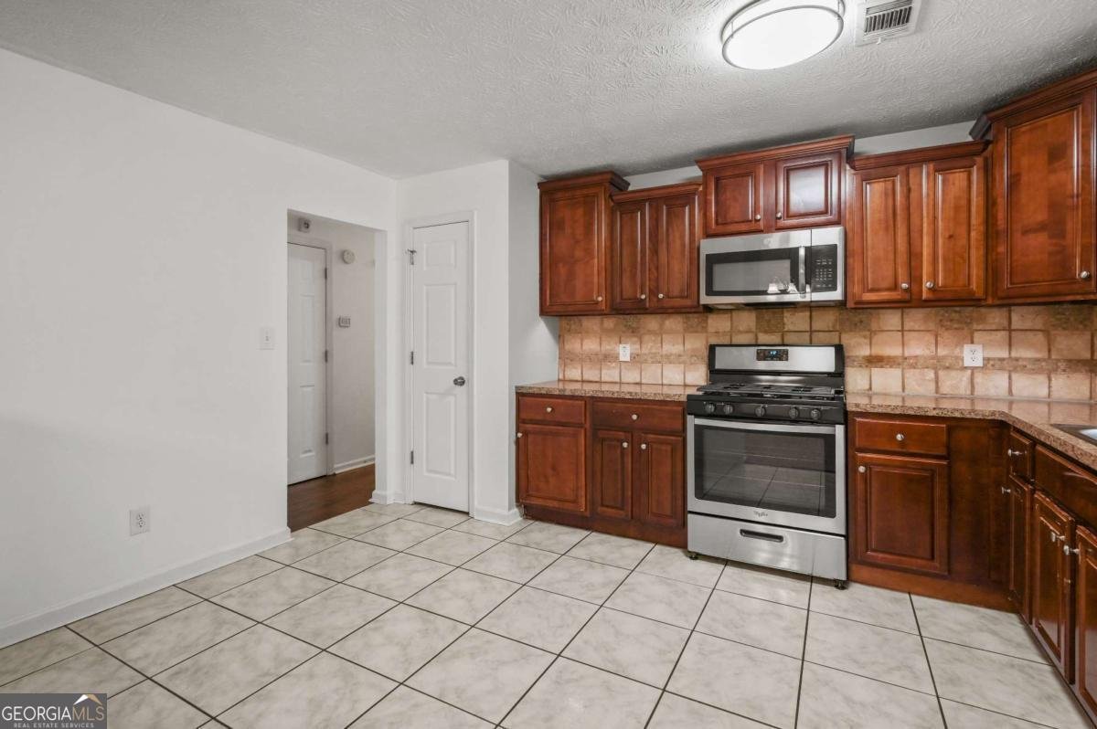 5232 Mainstreet Park Drive Stone Mountain - Photo 9