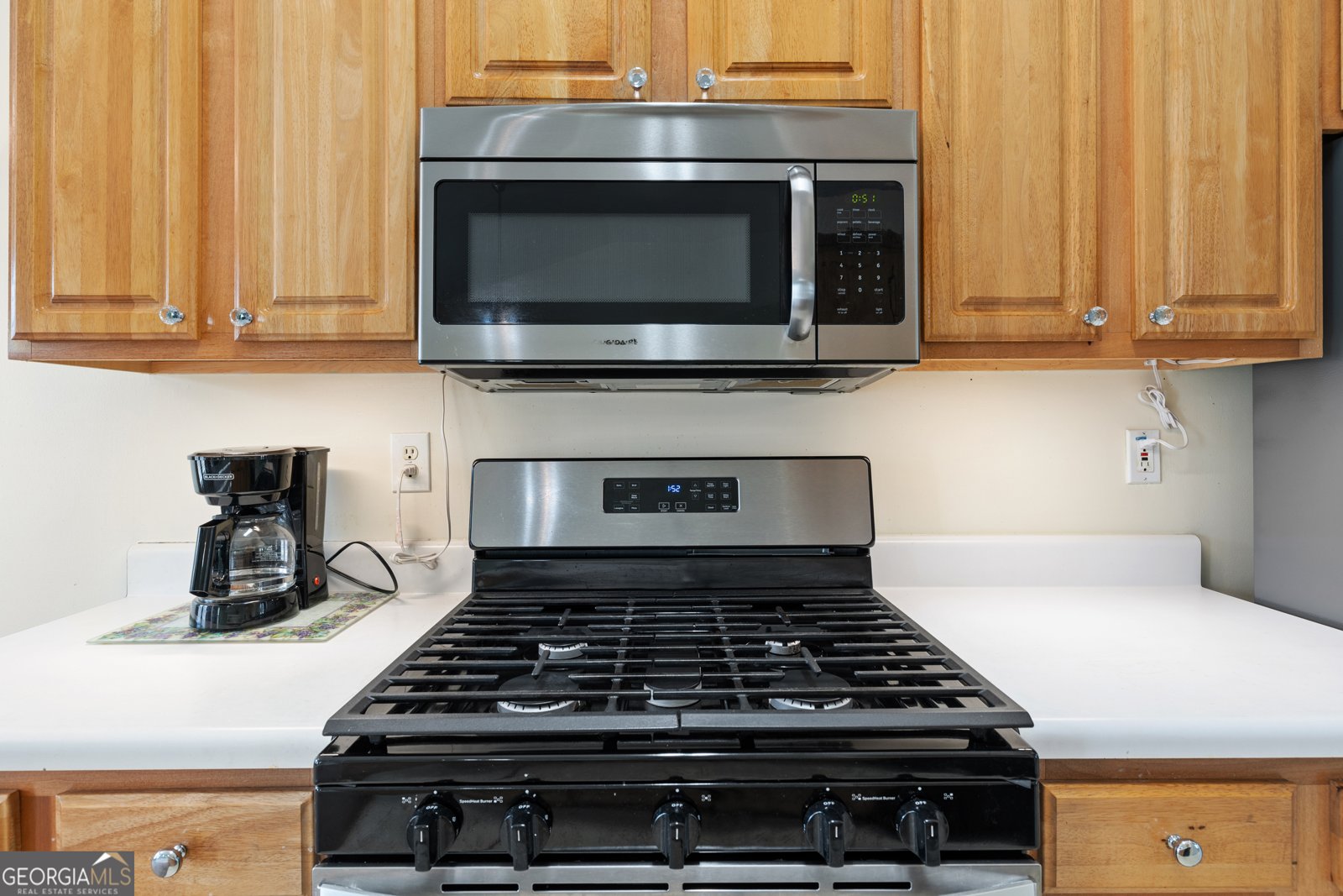 2530 Hillvale Circle Lithonia - Photo 13