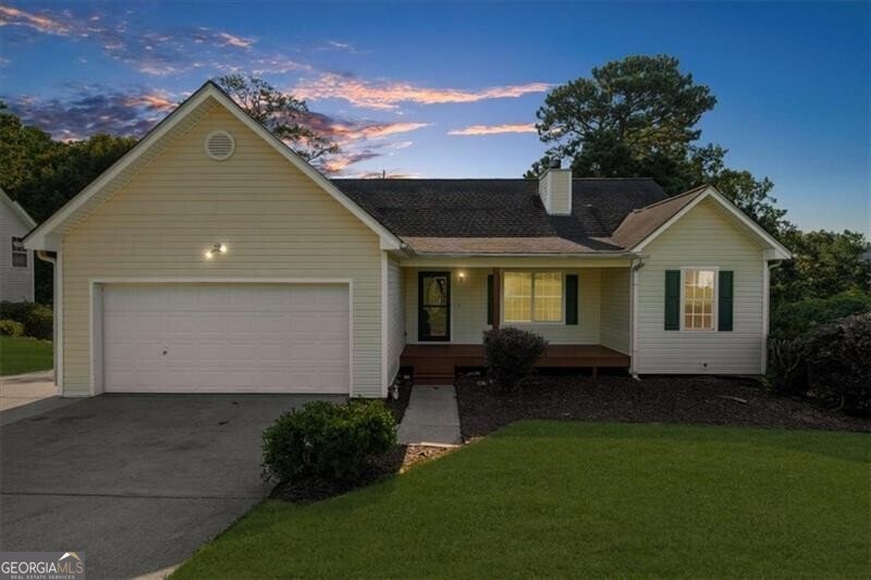 4827 Daintree Court Flowery Branch - Photo 1