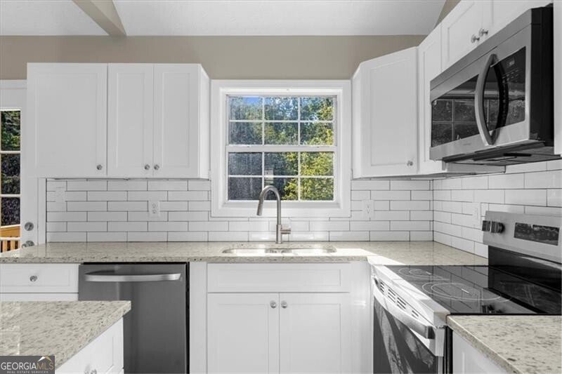 4827 Daintree Court Flowery Branch - Photo 19