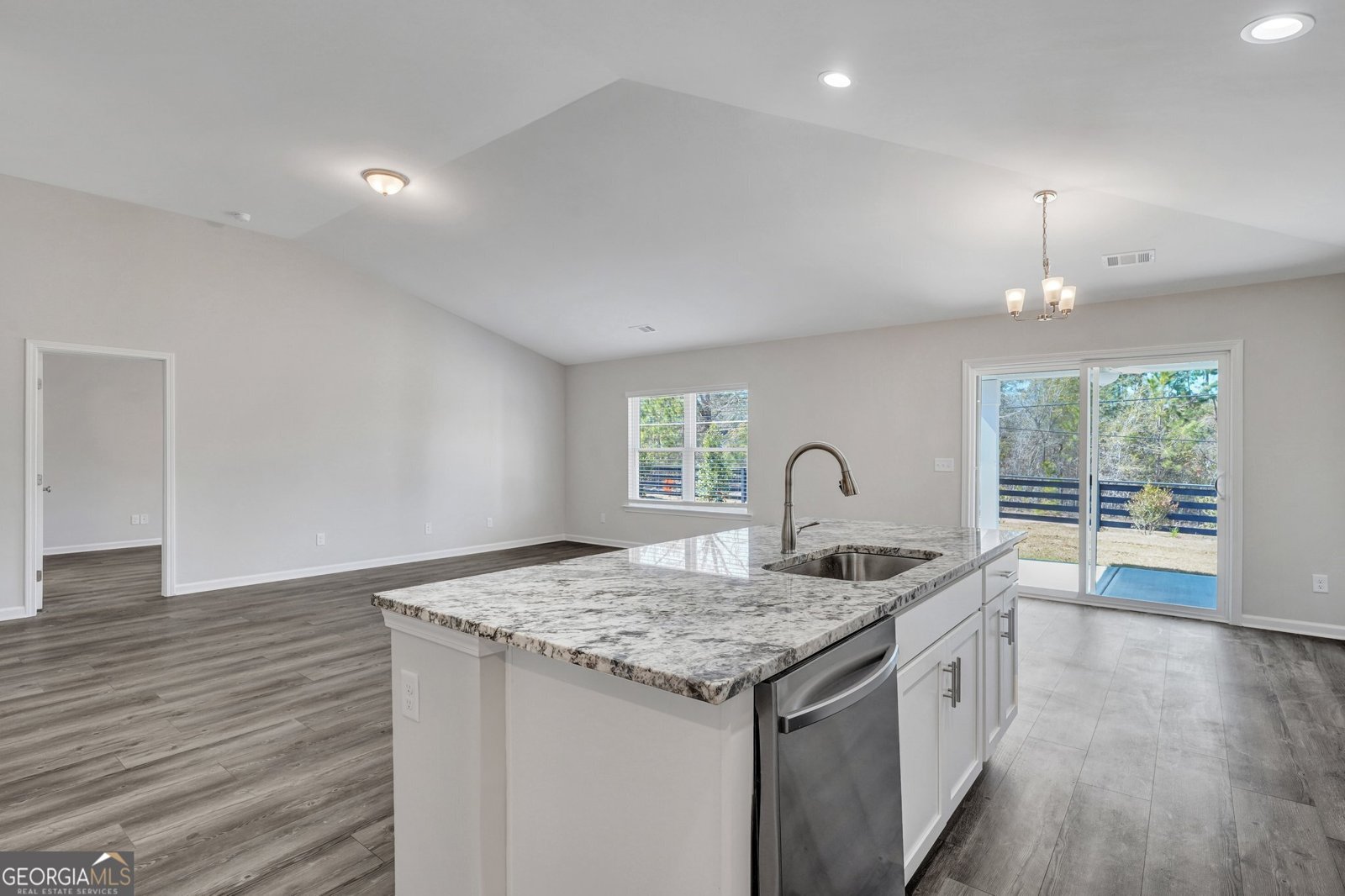 282 Silver Fox Drive St. Marys - Photo 8