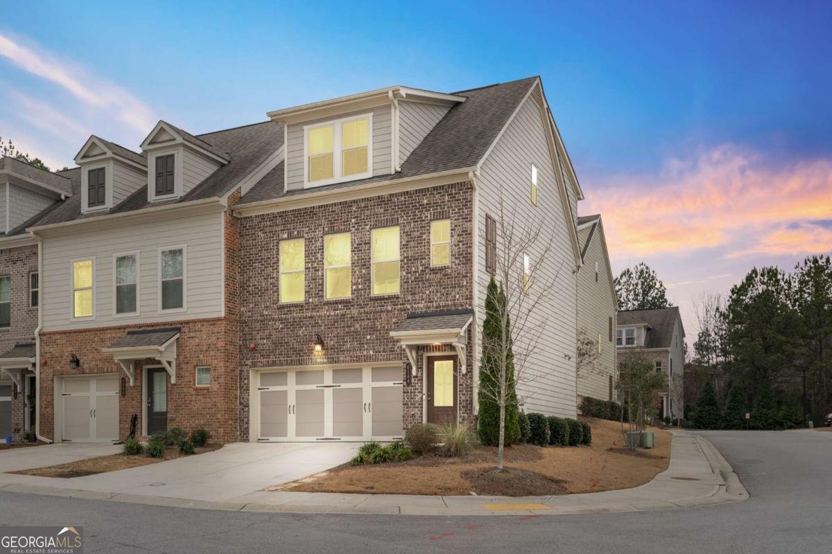 6500 Brooklake Court Mableton - Photo 1